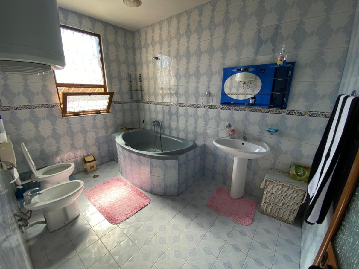 Gather Inn Guest House Шкодер Экстерьер фото
