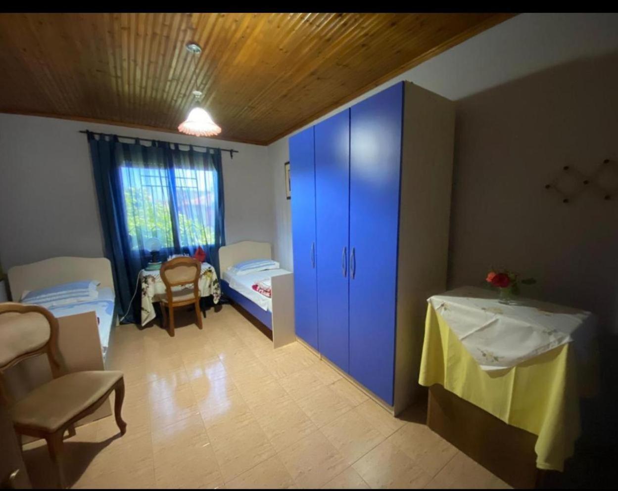 Gather Inn Guest House Шкодер Экстерьер фото