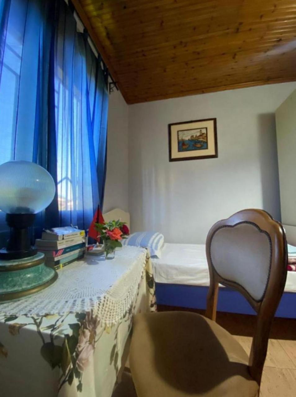 Gather Inn Guest House Шкодер Экстерьер фото