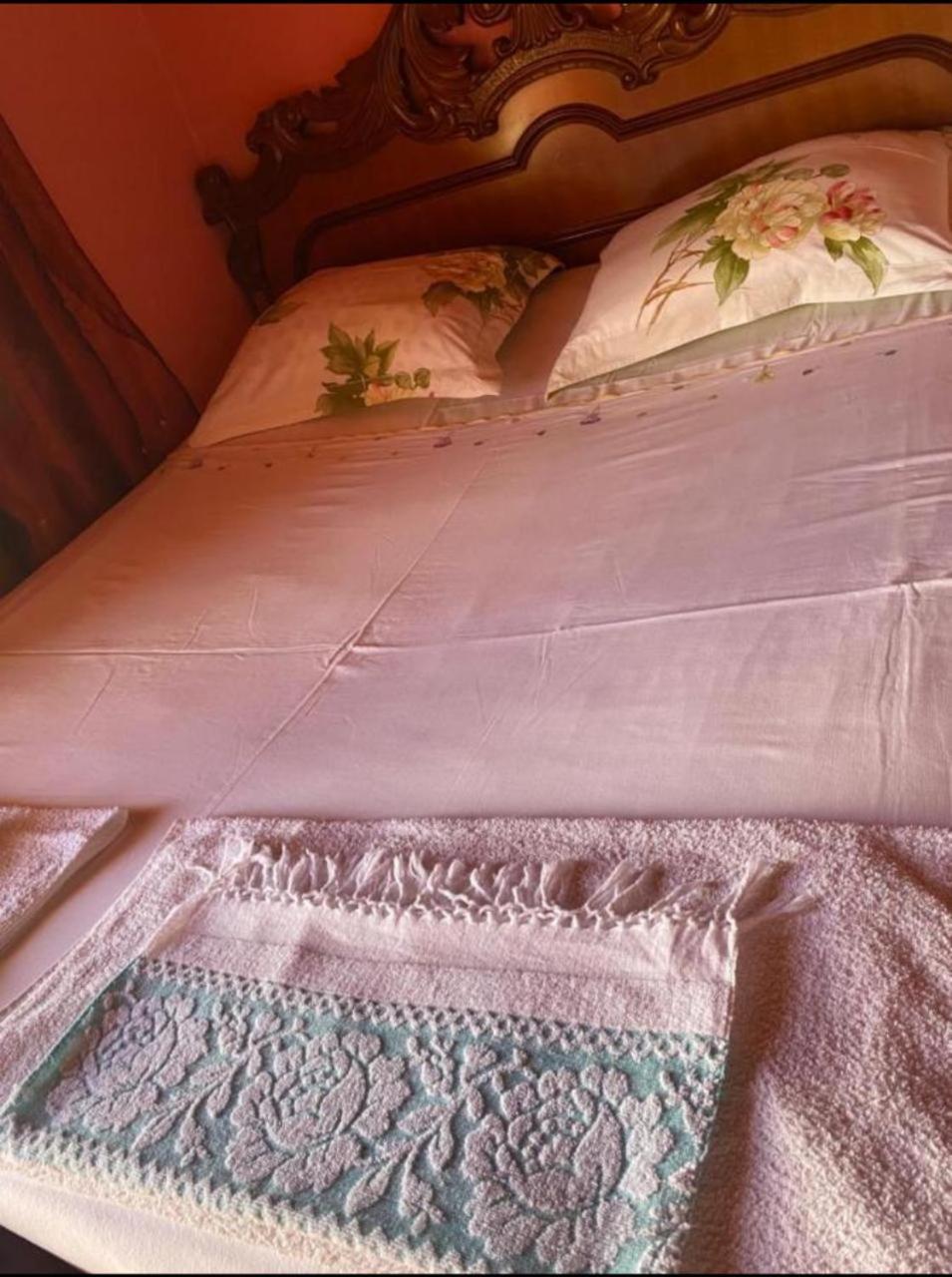 Gather Inn Guest House Шкодер Экстерьер фото